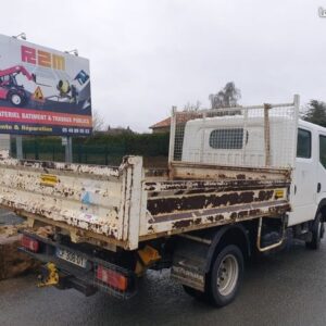 Camion benne double cabine NISSAN CABSTAR 35.13